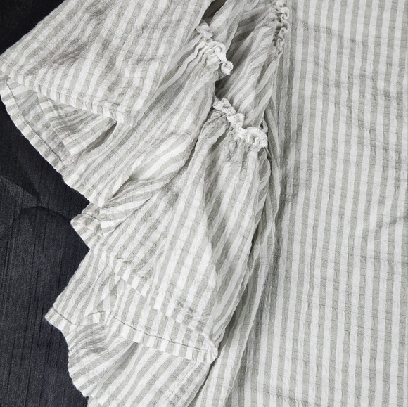 Chelsea & Theodore White/Gray Striped Cotton Ruffled SleeveTop Boho Sz XS - Picture 6 of 10